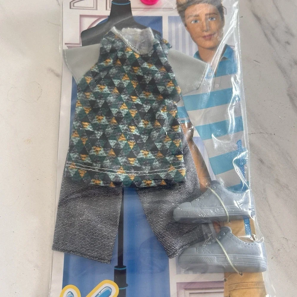 Barbie Mattel Fashionistas Ken Doll Casual Tee Shorts‎ & Boat Shoes New 2015  SS